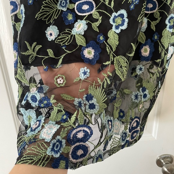 BCBGeneration Floral Embroidered Mesh Midi Skirt - Size 4 0367 - Picture 2 of 10